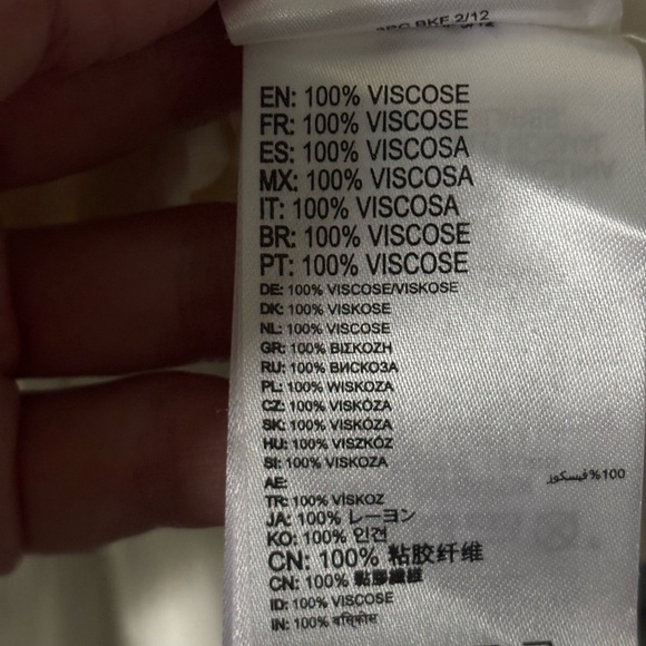 Roxy | Off-White | Embroidered | Keyhole Button | Geo Print | Flowy Top | L - Picture 7 of 14